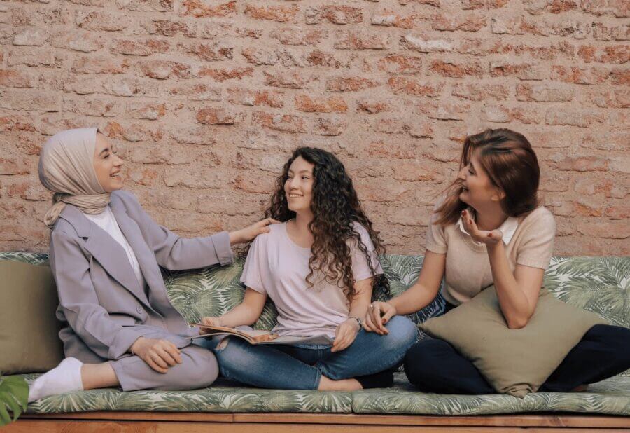 Supporting a Mom Having a Baby Through Surrogacy: Tips and Advice