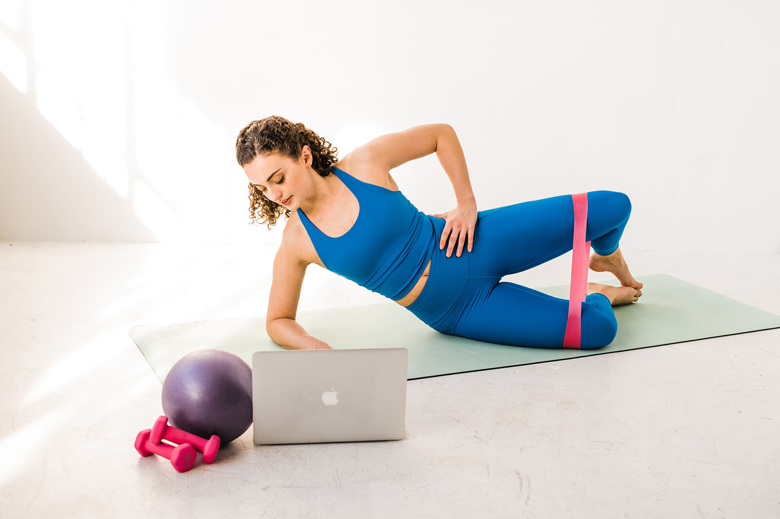 Her Move: Online Workouts for Moms